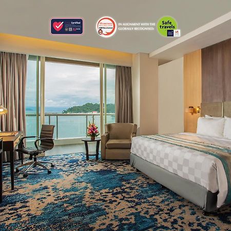Swiss-Belhotel Papua Jayapura Exterior foto