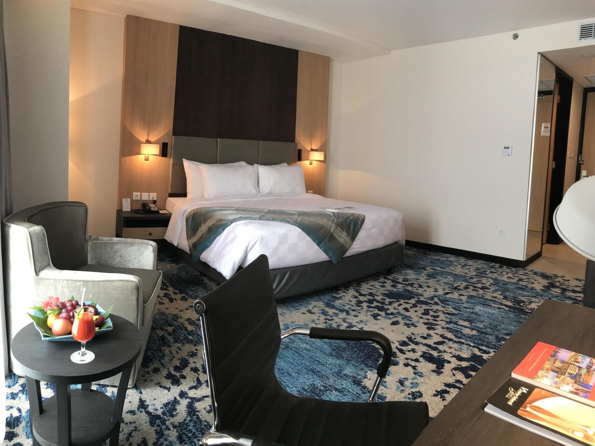 Swiss-Belhotel Papua Jayapura Exterior foto