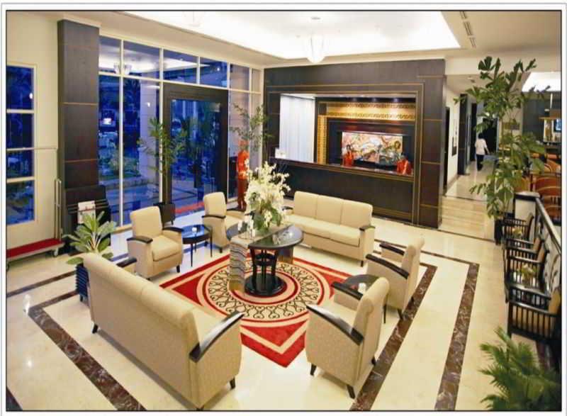 Swiss-Belhotel Papua Jayapura Exterior foto